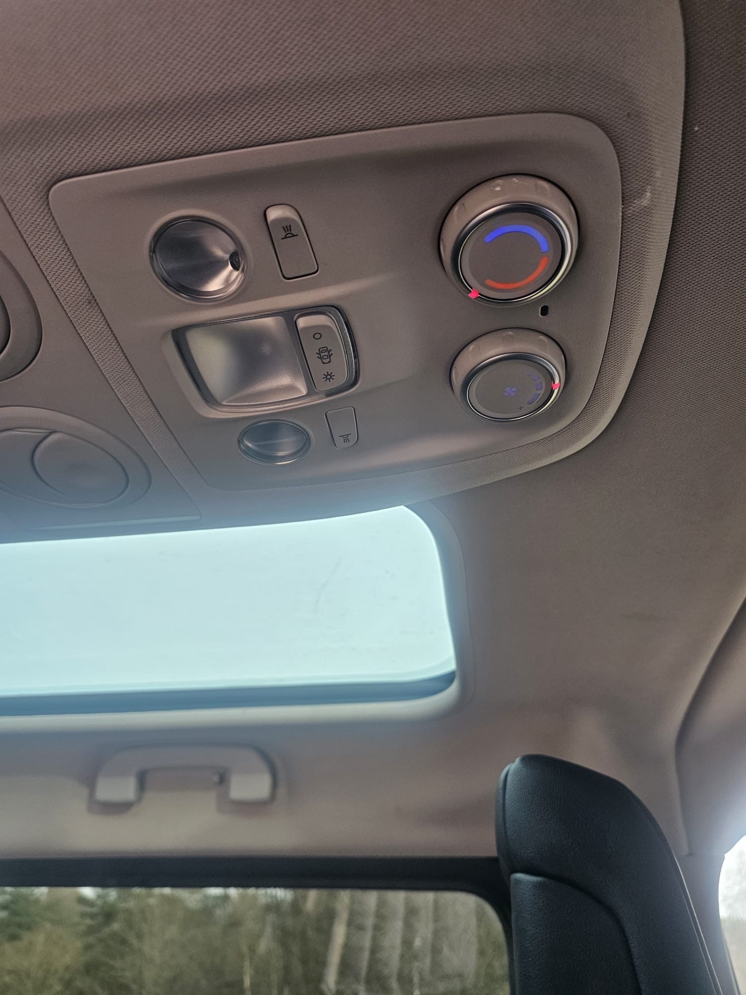 Used Peugeot Traveller 2021 for sale - 77603498: Photo 30