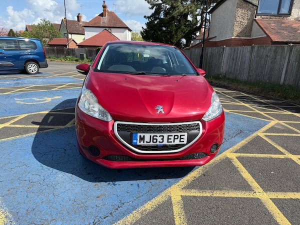 Used Peugeot 208 2013 for sale - 74435360: Photo 2