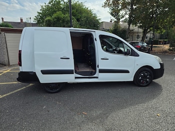 Used Peugeot Partner 2017 for sale - 79538685: Photo