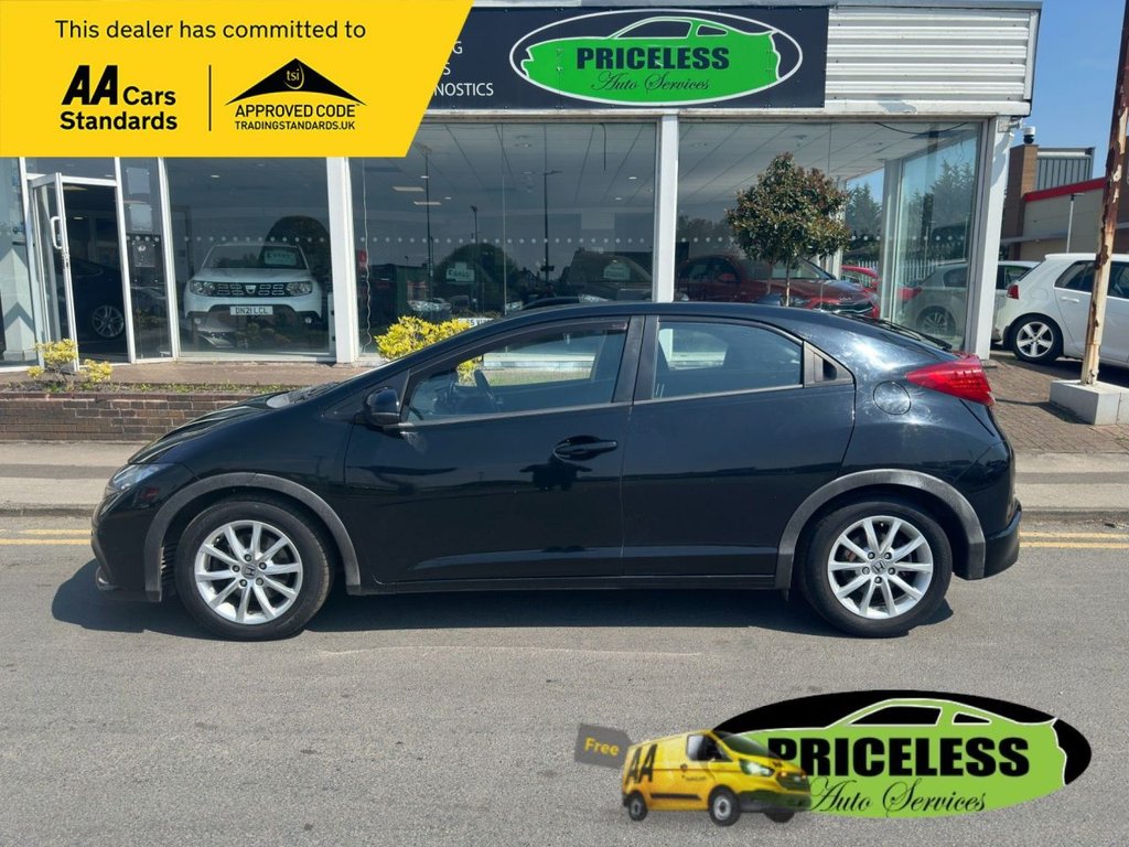 Used Honda Civic 2012 for sale - 77697675: Photo 3