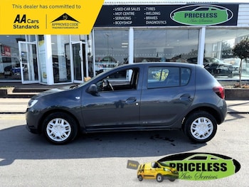 Used Dacia Sandero 2019 for sale - 77668739: Photo