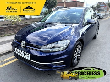 Used Volkswagen Golf 2018 for sale - 75831250: Photo