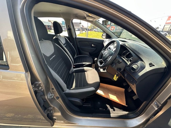 Used Dacia Sandero Stepway 2019 for sale - 76185235: Photo 11