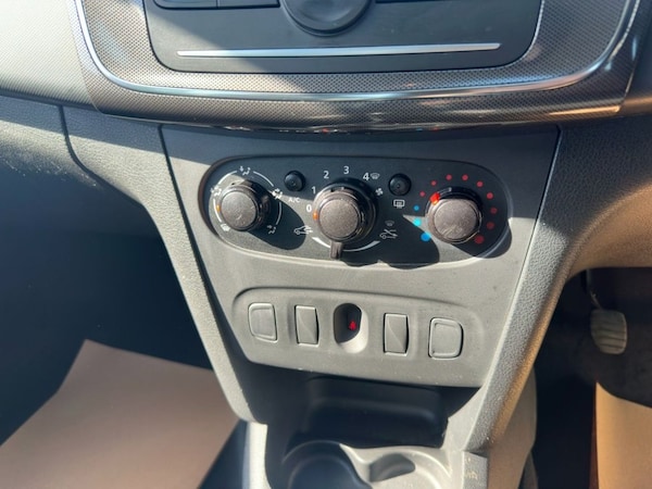 Used Dacia Sandero Stepway 2019 for sale - 76185235: Photo 13