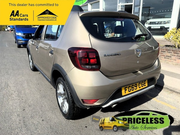 Used Dacia Sandero Stepway 2019 for sale - 76185235: Photo 5
