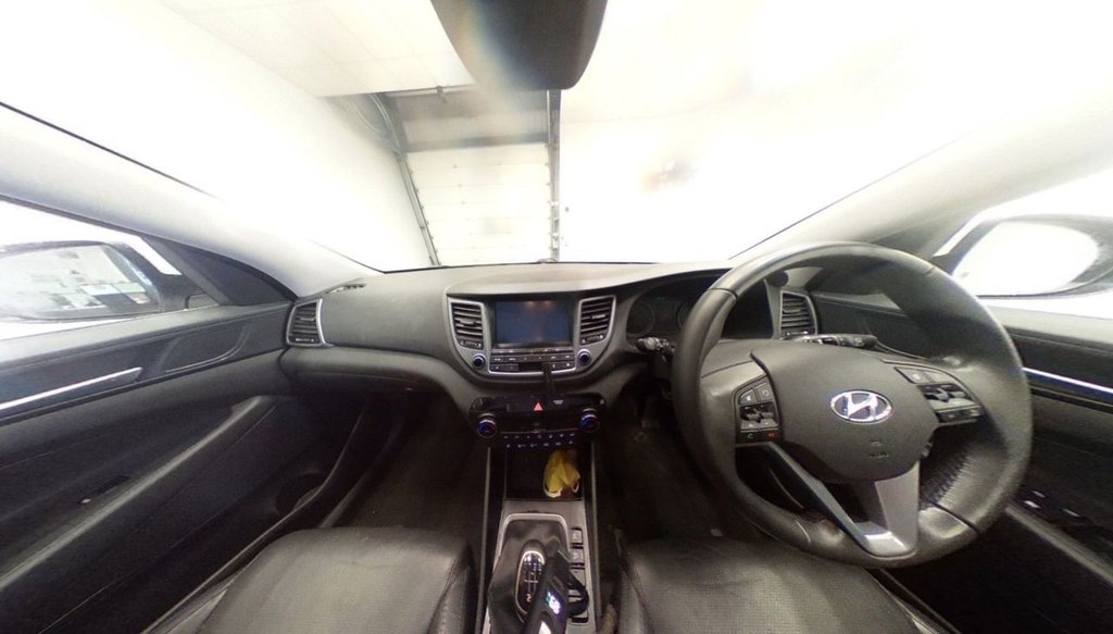 Used Hyundai TUCSON 2015 for sale - 77263695: Photo 2