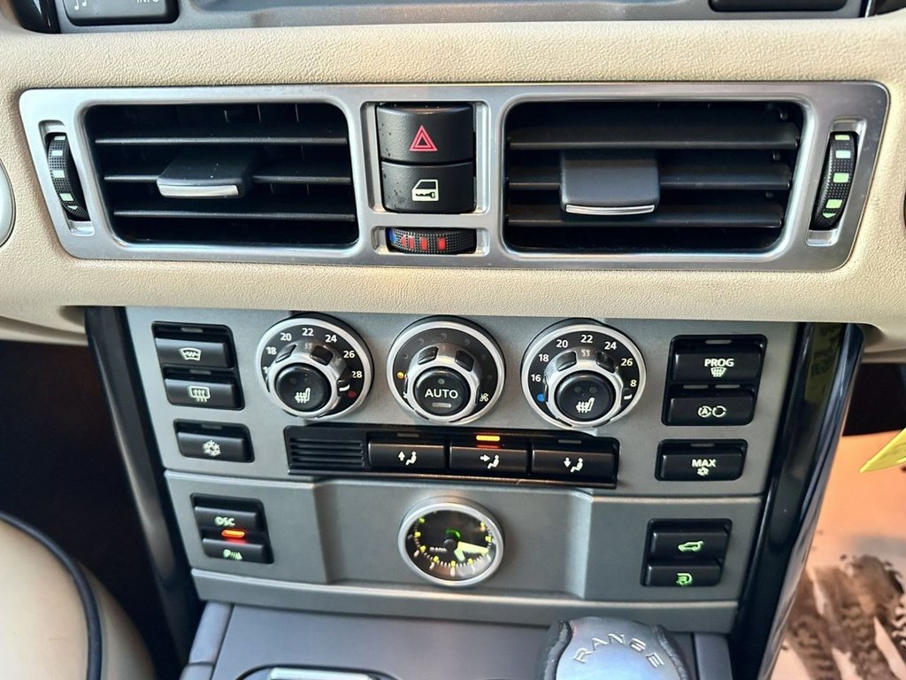 Used Land Rover Range Rover 2006 for sale - 76202849: Photo 17