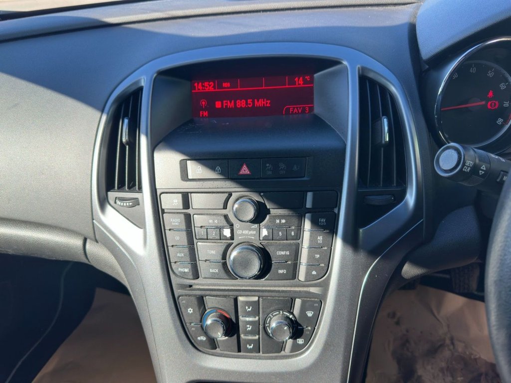 Used Vauxhall Astra 2015 for sale - 77463453: Photo 13