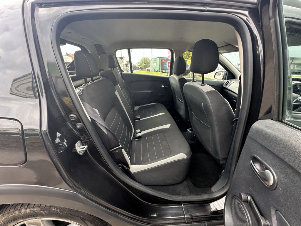 Used Dacia Sandero Stepway 2018 for sale - 76185234: Photo 10