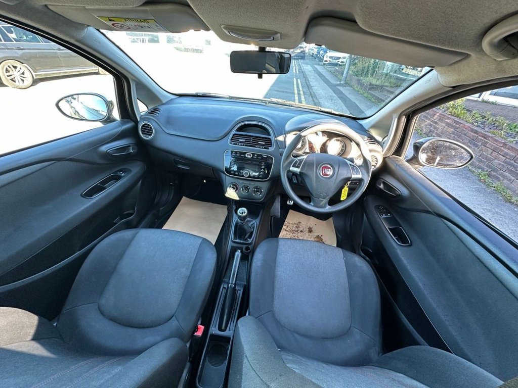 Used Fiat Punto 2014 for sale - 76039888: Photo 2