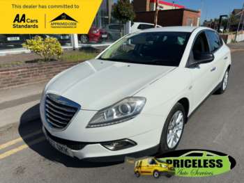 2012 (12) - 1.6 M-Jet SE 5dr