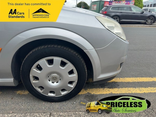 Used Vauxhall Vectra 2007 for sale - 75665918: Photo 17