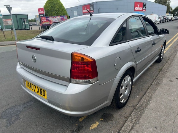Used Vauxhall Vectra 2007 for sale - 75665918: Photo 7