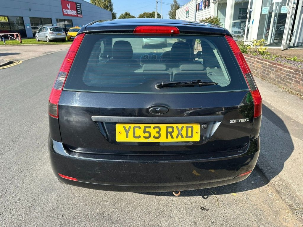 Used Ford Fiesta 2004 for sale - 77697671: Photo 6