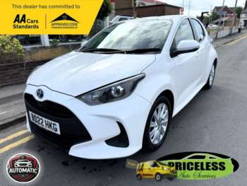 2022 (22) - 1.5 VVT-h Icon Hatchback 5dr Petrol Hybrid E-CVT Euro 6 (s/s) (116 ps)