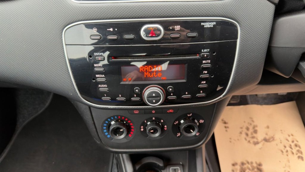 Used Fiat Punto 2015 for sale - 77905057: Photo 13