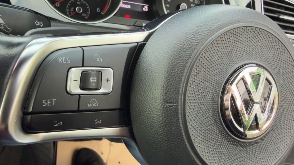 Used Volkswagen Golf 2018 for sale - 76867757: Photo 24