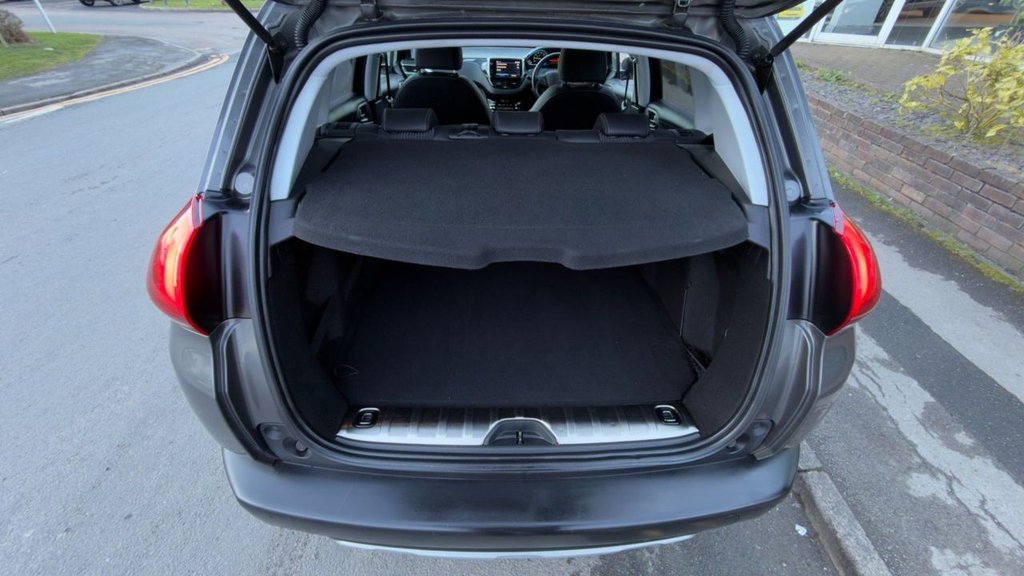 Used Peugeot 2008 2019 for sale - 77583459: Photo 8