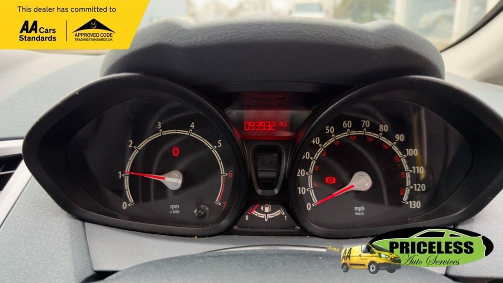 Used Ford Fiesta 2010 for sale - 77905063: Photo 14