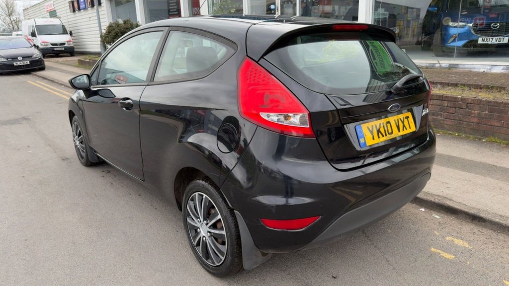 Used Ford Fiesta 2010 for sale - 77905063: Photo 5