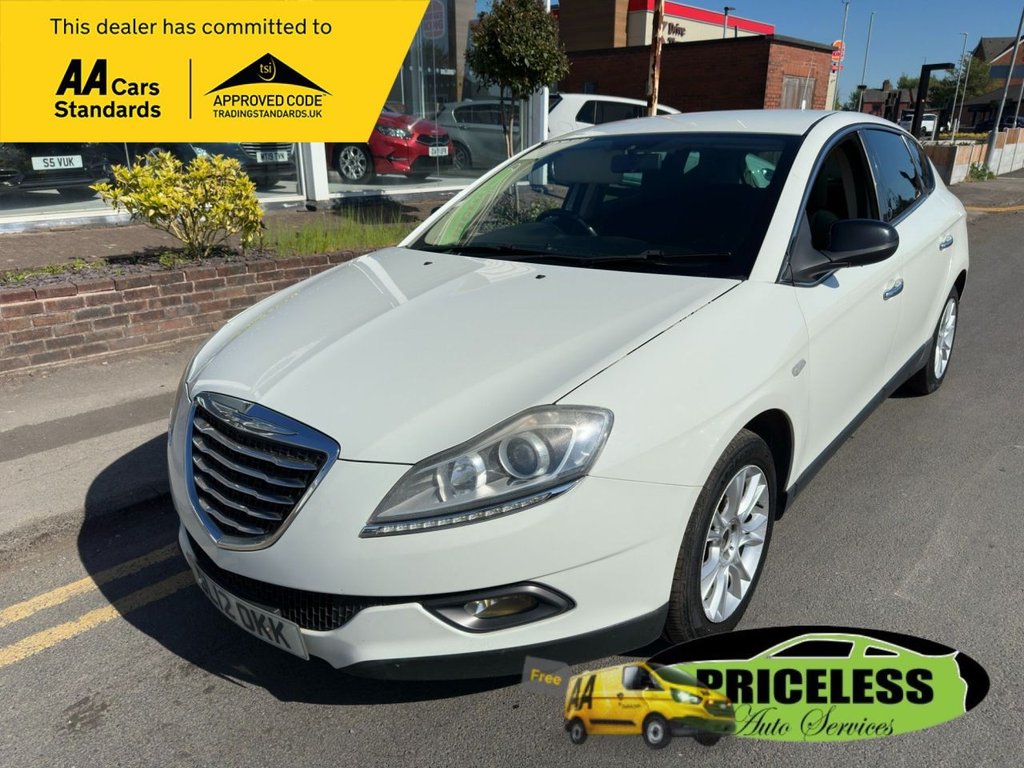 Used Chrysler Delta 2012 for sale - 77642155: Photo 1