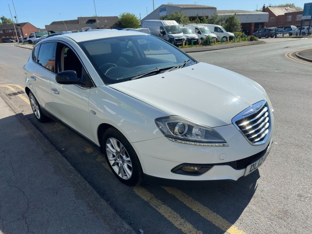 Used Chrysler Delta 2012 for sale - 77642155: Photo 4