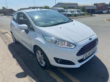 Used Ford Fiesta 2015 for sale - 74367709: Photo