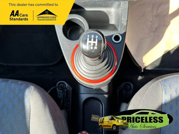 Used Ford Fiesta 2004 for sale - 72333916: Photo 11