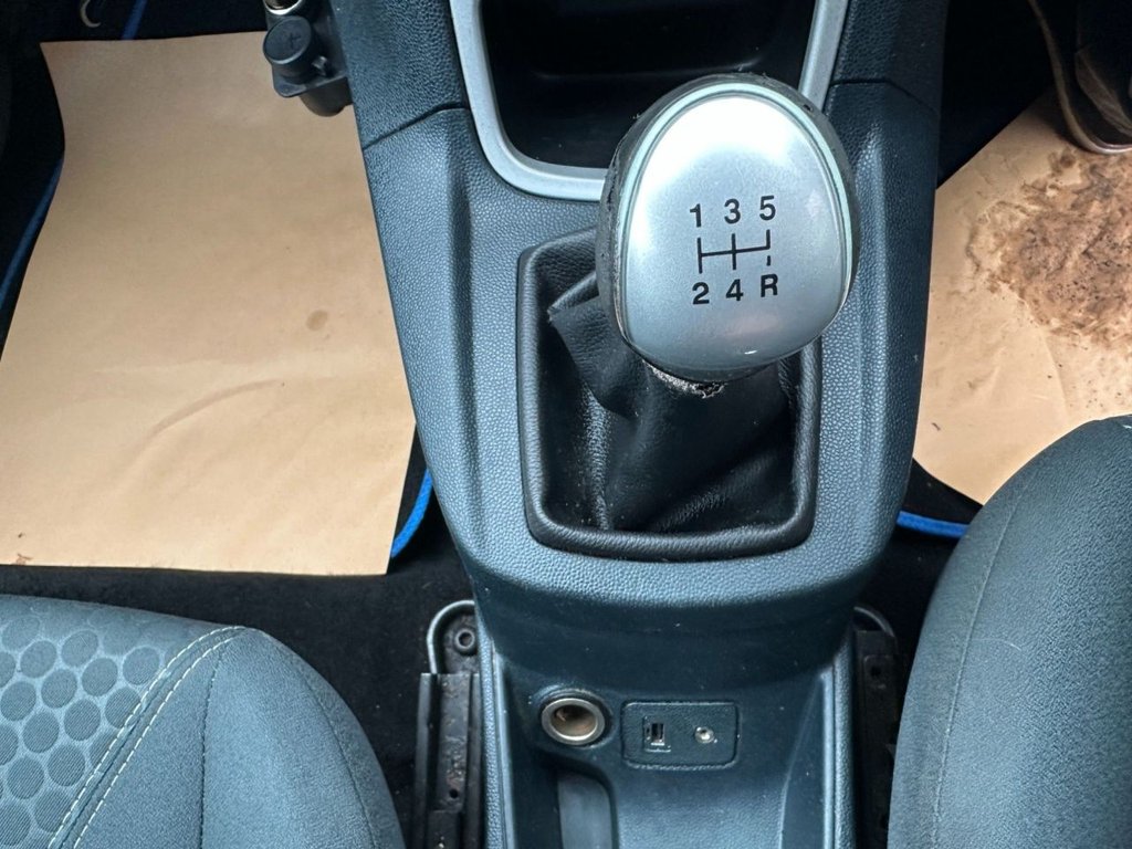 Used Ford Fiesta 2010 for sale - 76202750: Photo 11