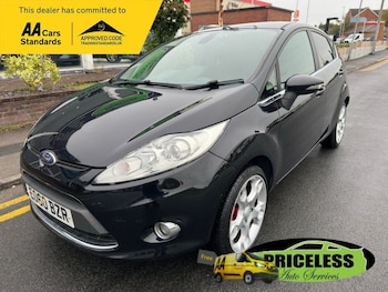 2010 (60) - 1.4 TDCi DPF Titanium Hatchback 5dr Diesel Manual (107 g/km, 69 bhp)
