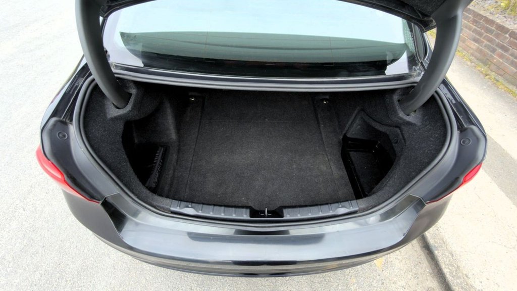 Used BMW 3 Series 2017 for sale - 77991124: Photo 8