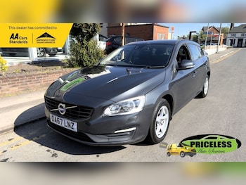 Used Volvo V60 2017 for sale - 79643390: Photo
