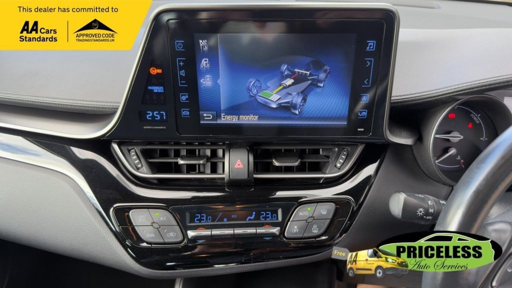 Used Toyota C-HR 2018 for sale - 76569952: Photo 15