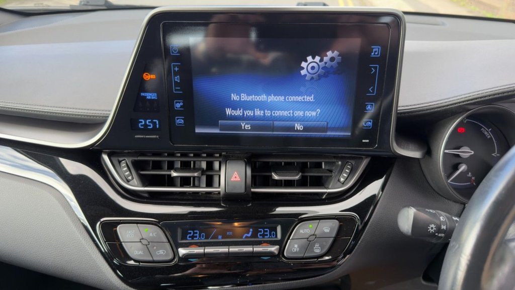 Used Toyota C-HR 2018 for sale - 76569952: Photo 16