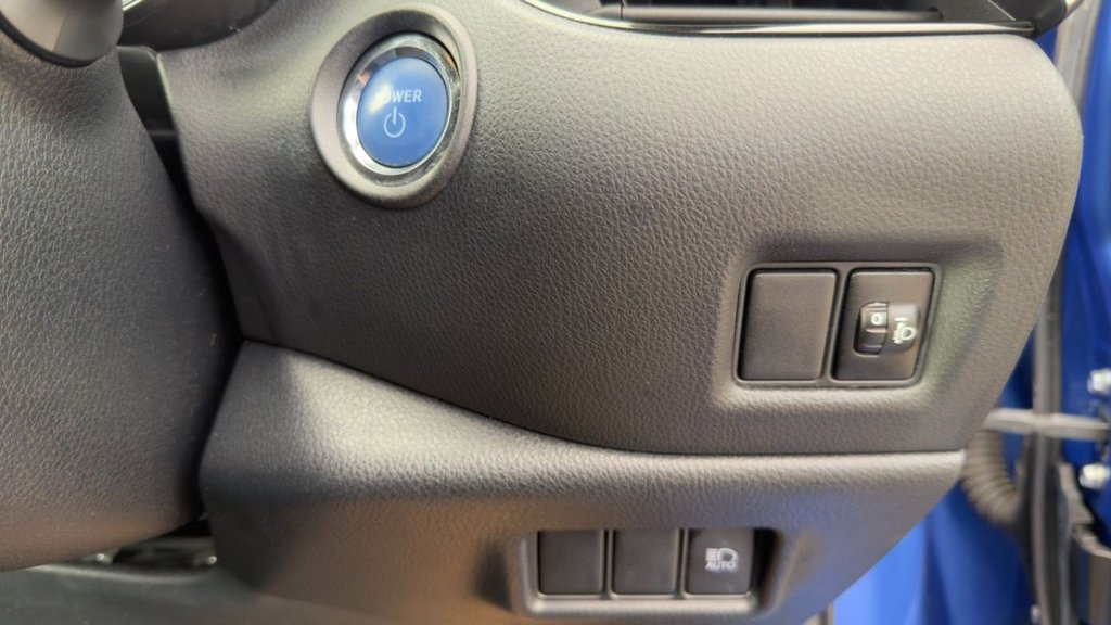 Used Toyota C-HR 2018 for sale - 76569952: Photo 22