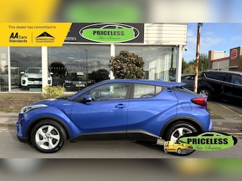 Used Toyota C-HR 2018 for sale - 76569952: Photo
