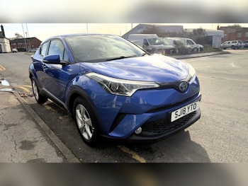 Used Toyota C-HR 2018 for sale - 76569952: Photo