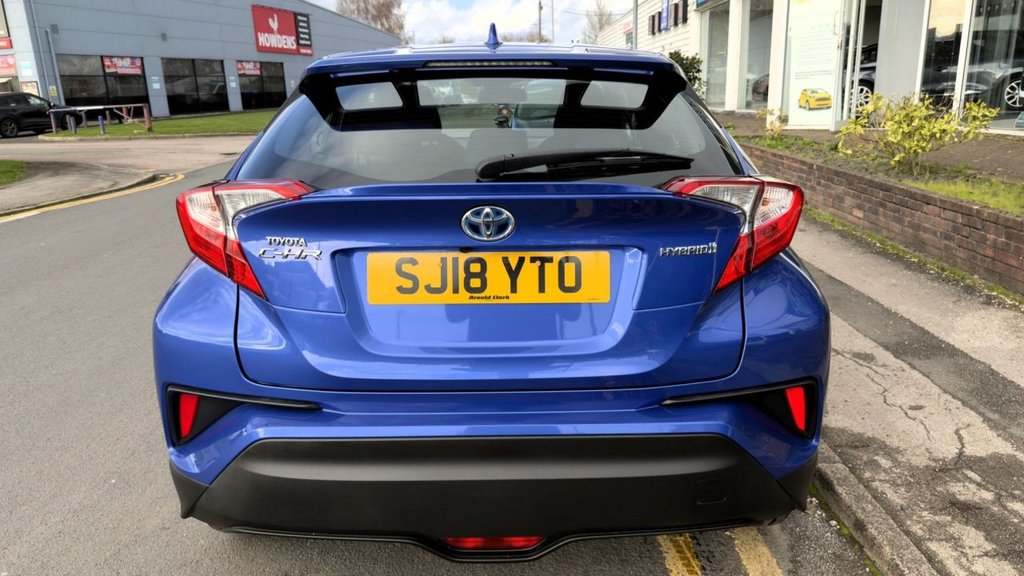 Used Toyota C-HR 2018 for sale - 76569952: Photo 6