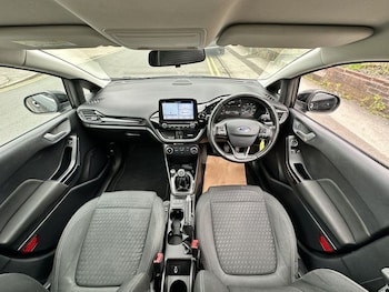 Used Ford Fiesta 2017 for sale - 71578837: Photo