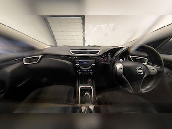 Used Nissan Qashqai 2015 for sale - 75665721: Photo