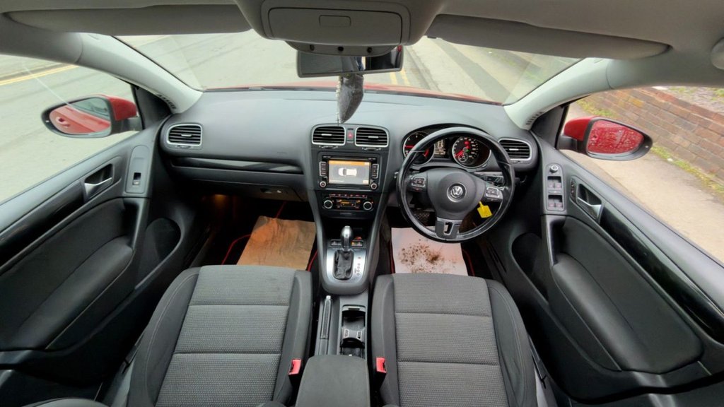 Used Volkswagen Golf 2011 for sale - 77463794: Photo 2