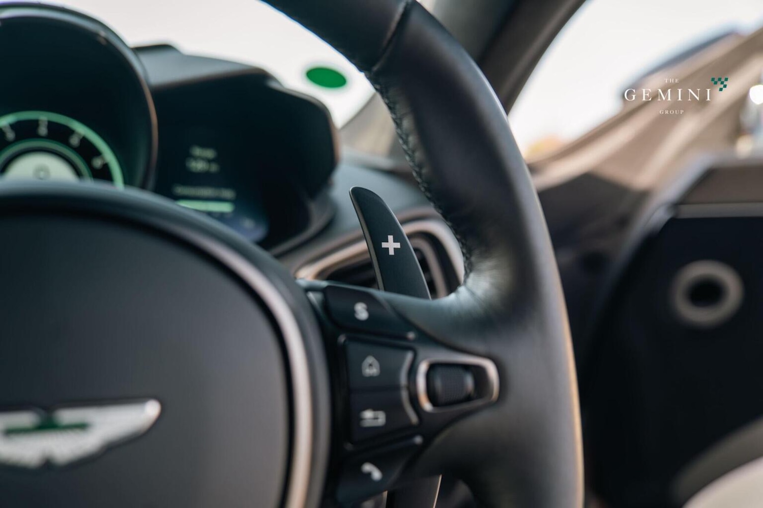 Used Aston Martin DBS 2020 for sale - 78098295: Photo 17