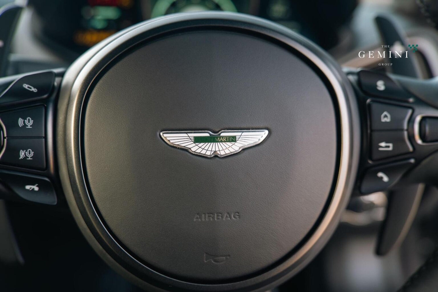 Used Aston Martin DBS 2020 for sale - 78098295: Photo 25