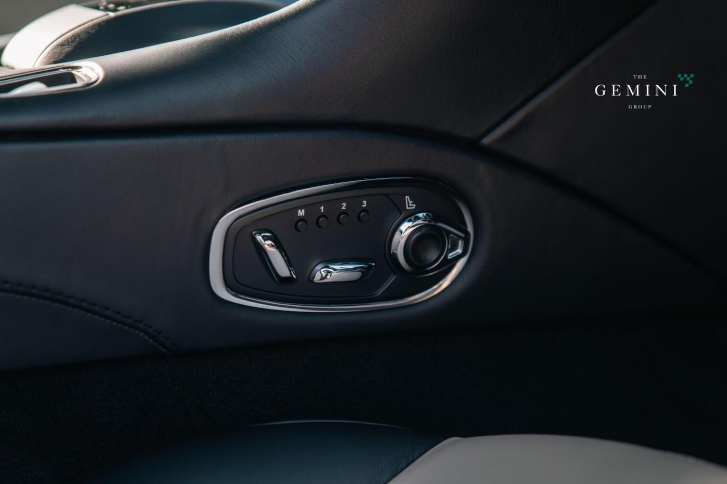 Used Aston Martin DBS 2020 for sale - 78098295: Photo 38