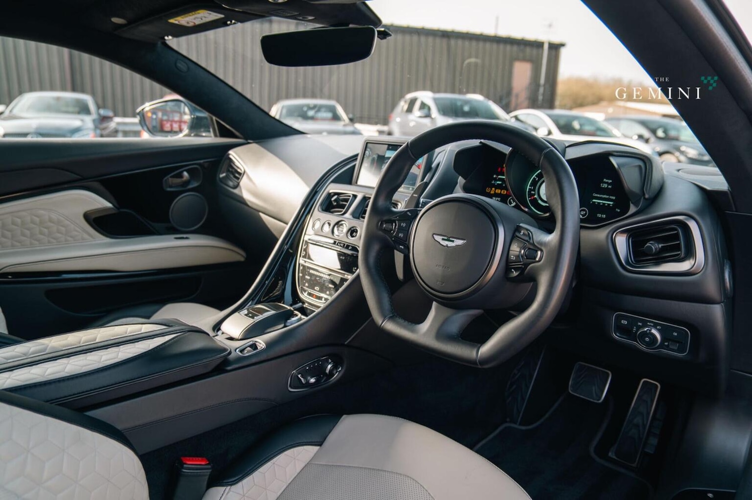 Used Aston Martin DBS 2020 for sale - 78098295: Photo 41