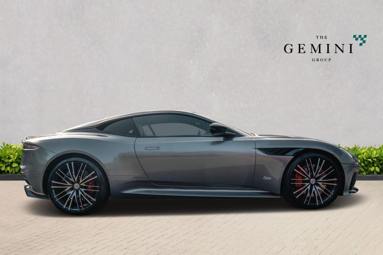 Used Aston Martin DBS 2020 for sale - 78098295: Photo 8