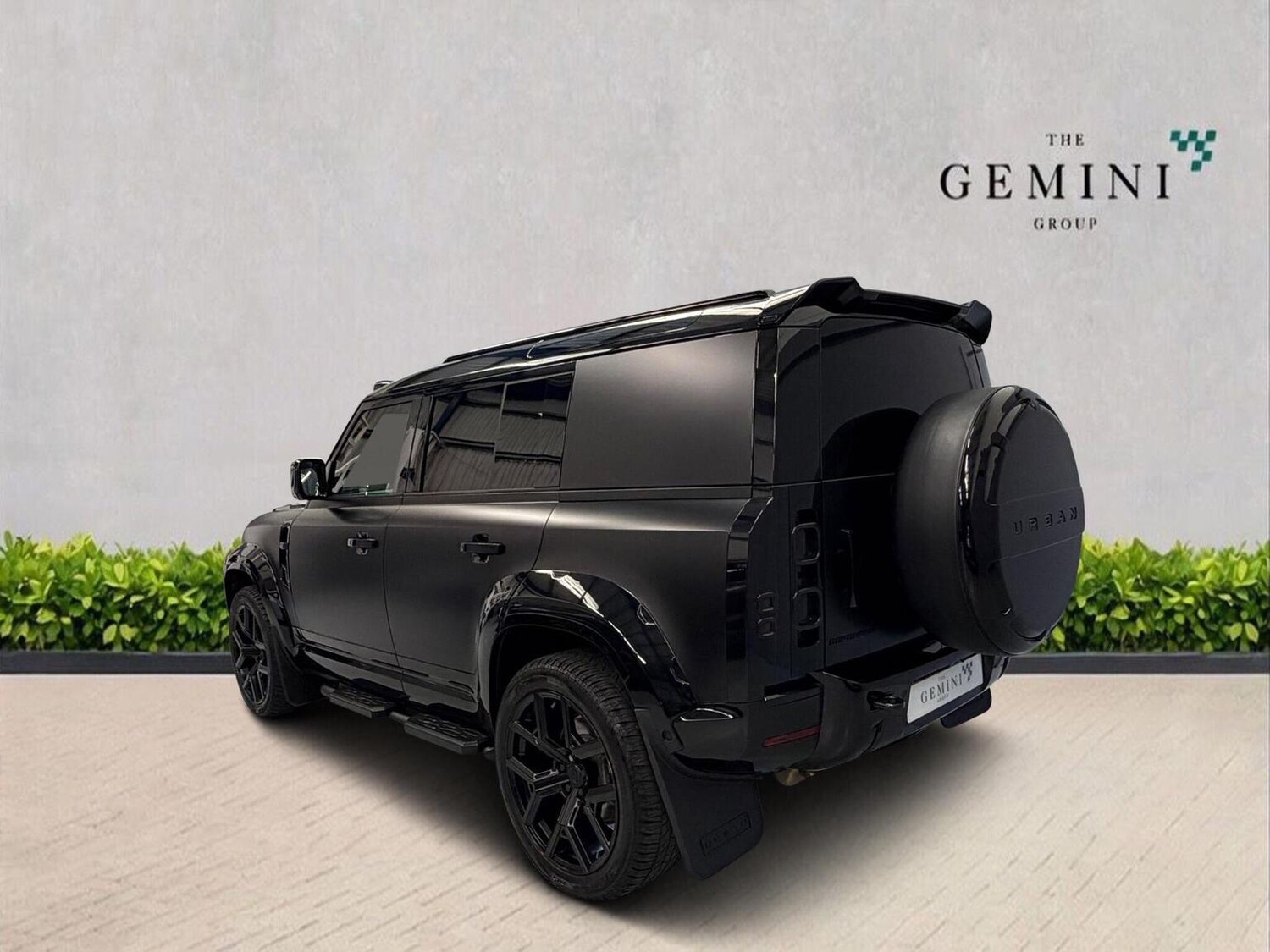 Used Land Rover Defender 110 2024 for sale - 78004505: Photo 7