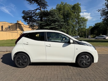 Used Toyota AYGO 2019 for sale - 79055694: Photo