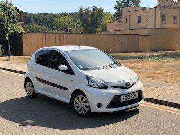 Used Toyota AYGO 2012 for sale - 79495657: Photo