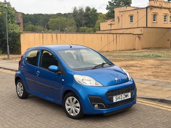Used Peugeot 107 2013 for sale - 79086045: Photo